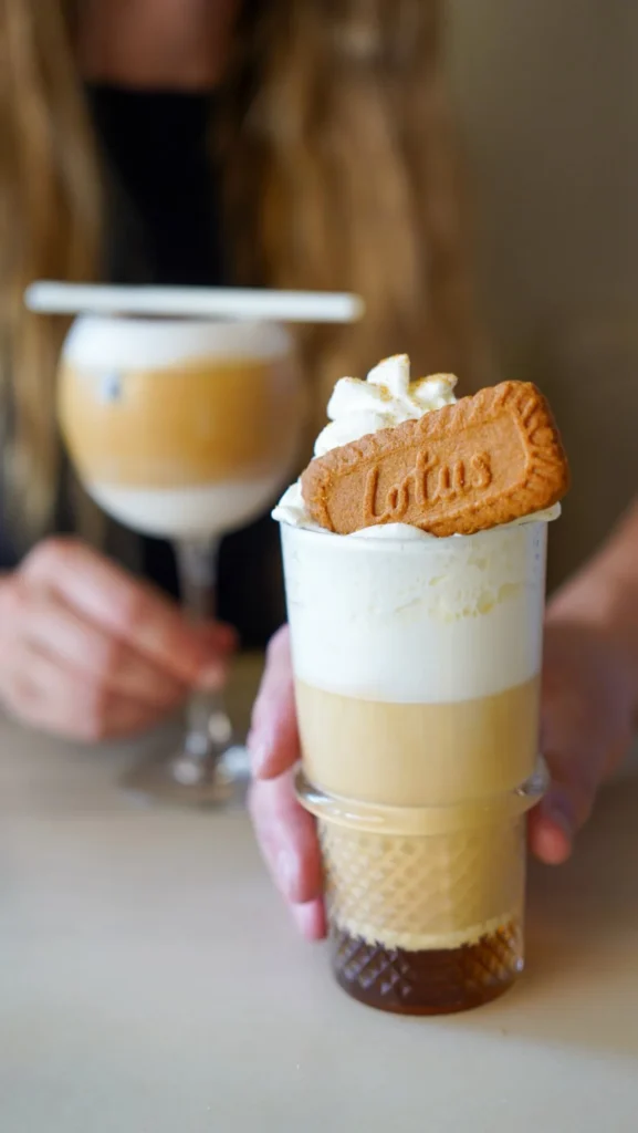Batido Lotus de Brunch & Cake fotografiado por MUYNEGRE