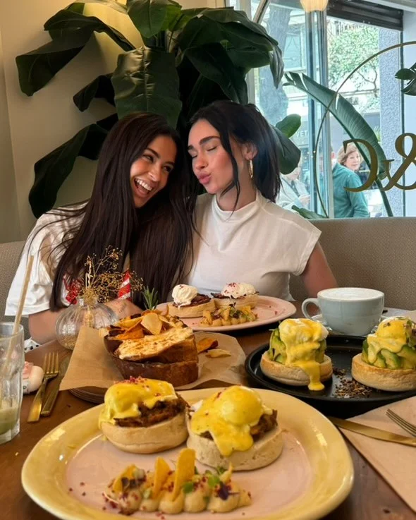 Colaboración con influencer en Brunch & Cake: brunch con amigas