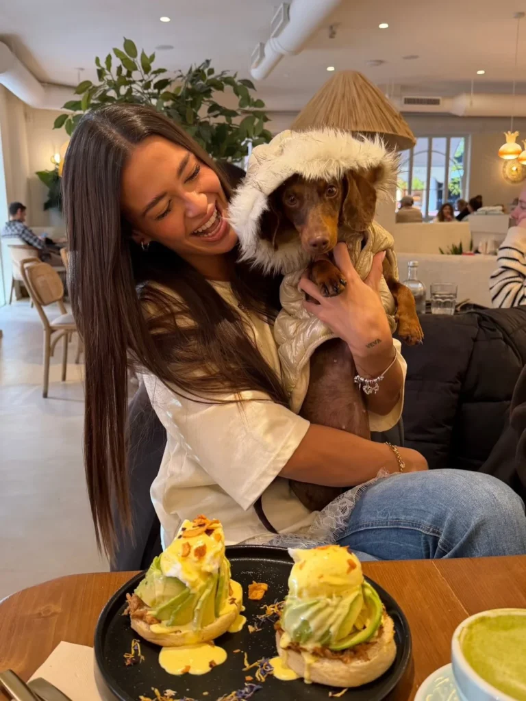 Colaboración con influencer en Brunch & Cake: brunch con perrito