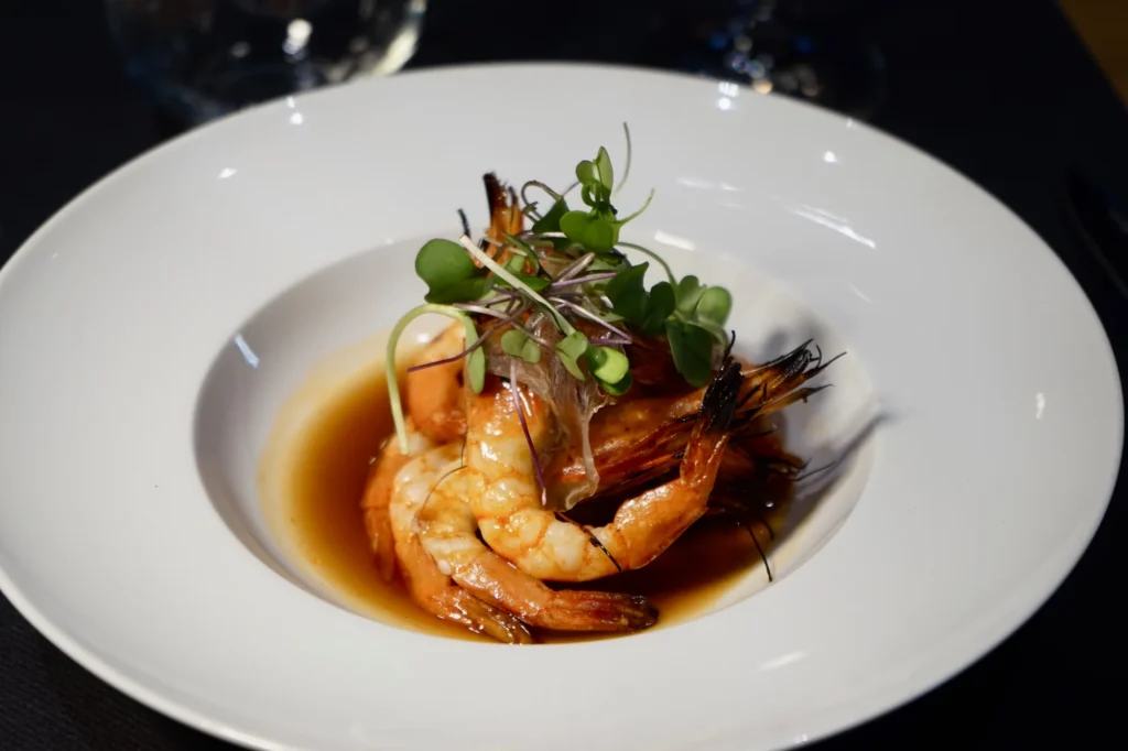 Plato de gambas del restaurante